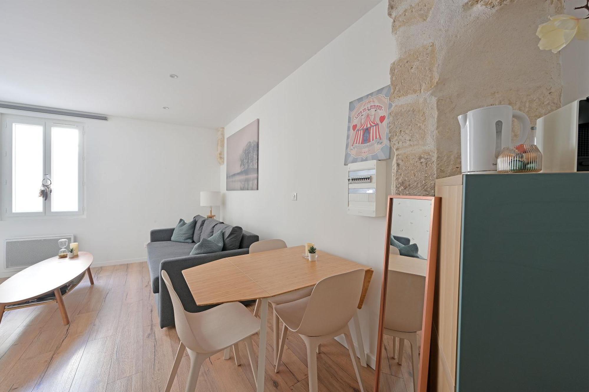 Studio Arthur - Proche Theatres Et Place Des Corps Saints - Wifi Avignon Extérieur photo